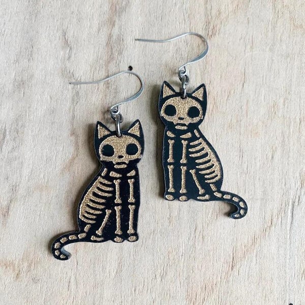 🎃 Adorable Black Cat / Skeleton Cat Wood Dangle Earrings