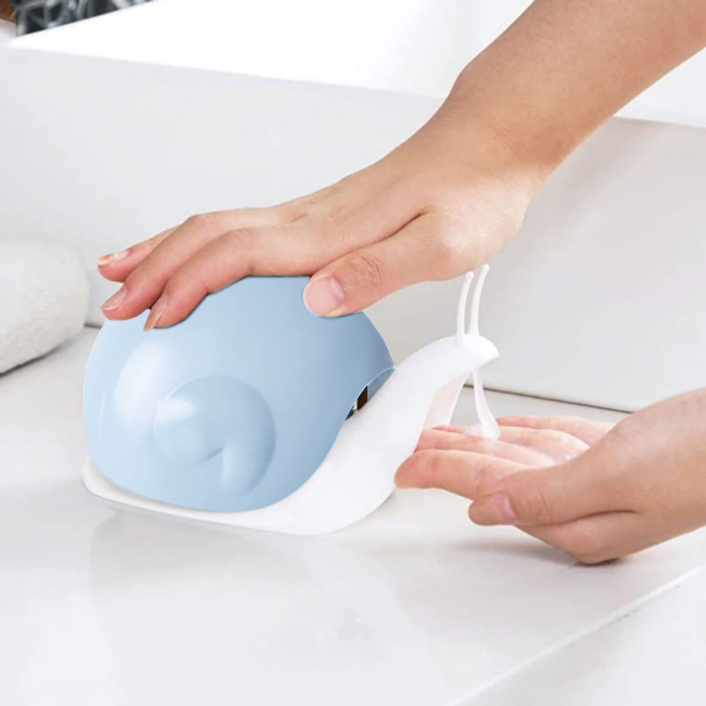 🔥HOT SALE - Cute Snail Soap Dispenser