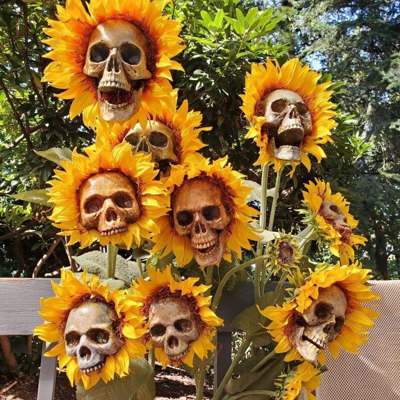 HALLOWEEN DECOR SKULL SUNFLOWERS🌻BUY 3 FREE SHIPPING