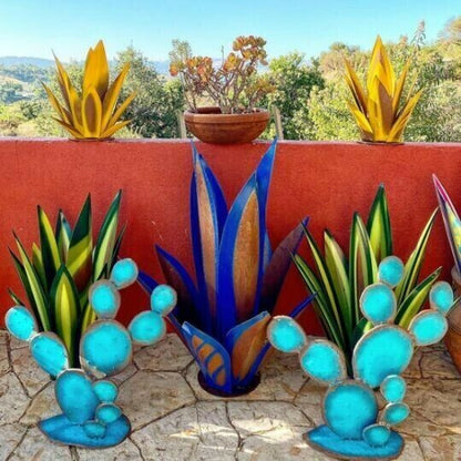 (🍀Garden Upgrade)Waterproof Solar Garden Agave Lamp